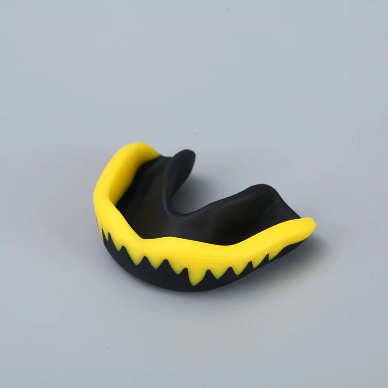 Boxing & MMA Mouth Guard – Shock Absorbing Teeth Protector