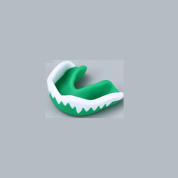 Boxing & MMA Mouth Guard – Shock Absorbing Teeth Protector